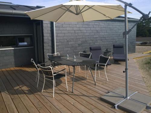 Holiday Home Fan� Clxxxiv