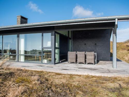 Holiday Home Fan� Clxxxiv