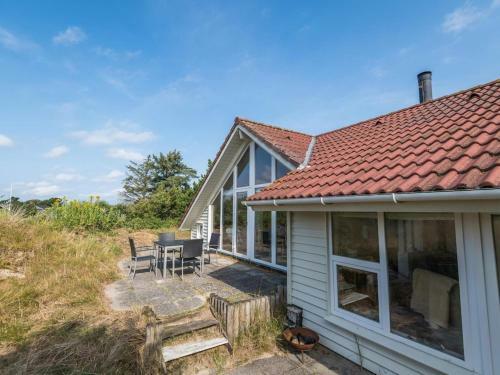 Holiday Home Fan� Cxcvi