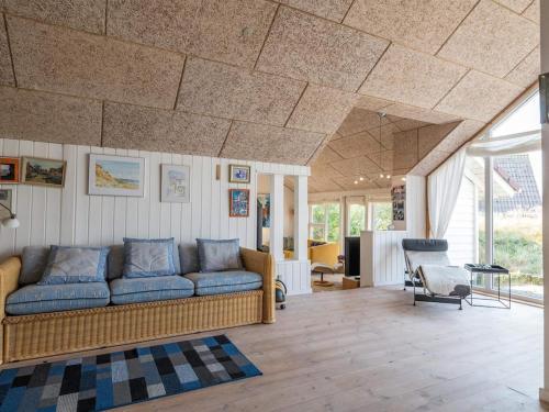 Holiday Home Fan� Cxcvi