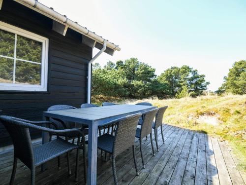 Holiday Home Fan� Clxxxv