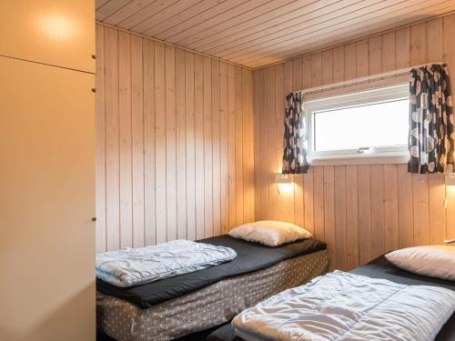 Holiday Home Fan� LxXXIX