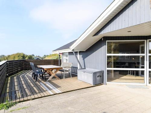 Holiday Home Fan� LxXXIX