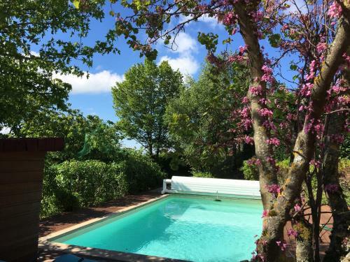 Bed & Breakfast Maison D'h�tes L'escale Du Loup Blanc