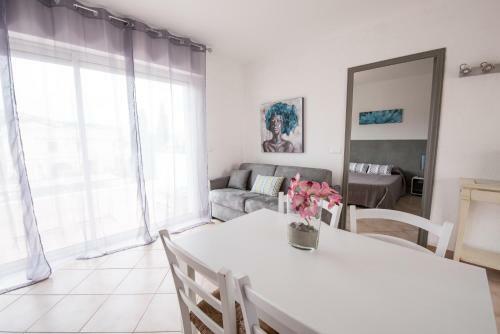 Aparthotel Les Aliz�s