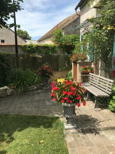 Hostal R�sidence La Beauceronne