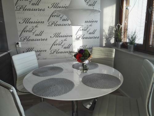 Peaceful City Centre Apartment (2 Bdr)