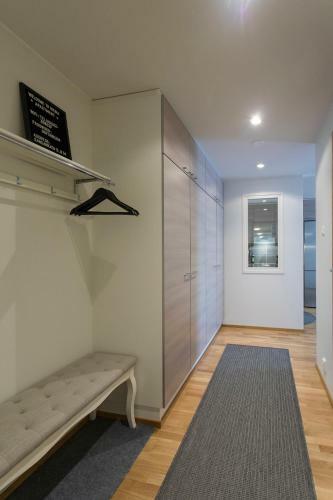 Apartamentos Tuomas� Luxurious Suites, Nouka