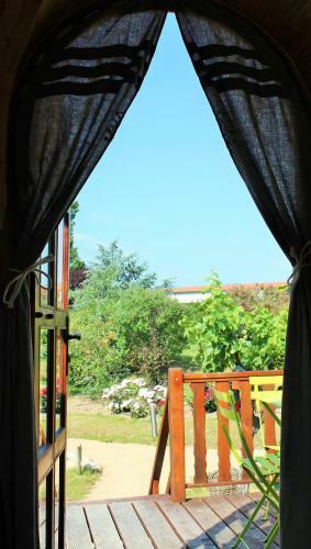 Bed & Breakfast Les Roulottes Viticoles