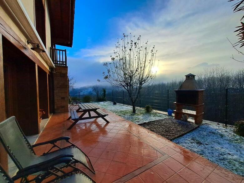 Casa Angiz Etxea