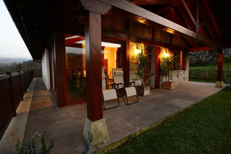 Casa Angiz Etxea