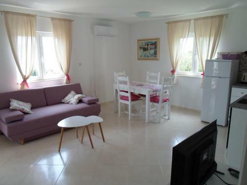 Apartments Bari? Ku?i?te
