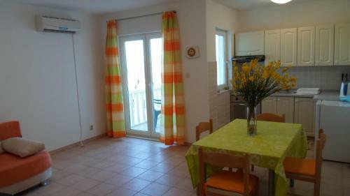 Apartments Bari? Ku?i?te