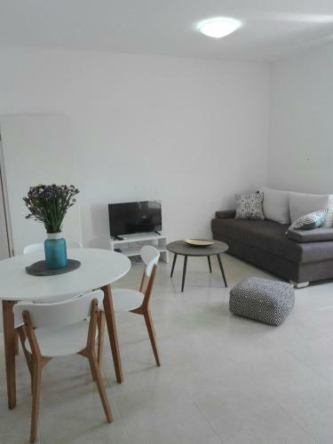 Apartments Bari? Ku?i?te