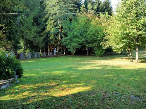 Hostal Guest House Sara Latin