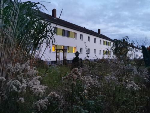 Apartamento Gr�ne Fewo Am Waldrand