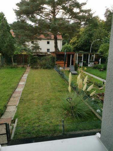 Apartamento Gr�ne Fewo Am Waldrand