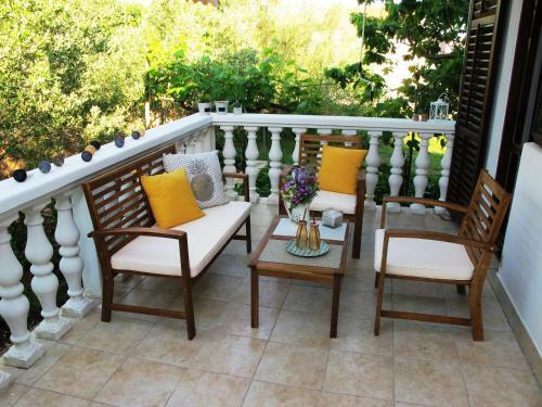 Holiday Home Toma