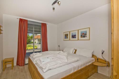 Apartamento Hafenh�user Breege Fewo 13 Balkon, Meerblick