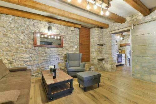 Stone Villa Didovi Snovi With Heated Pool