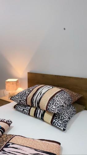 Hostel & Glamping Lana Haus