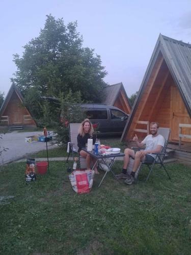 Hostel & Glamping Lana Haus