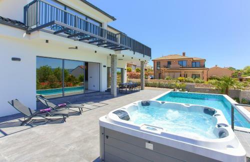 Holiday House Villa Lucija