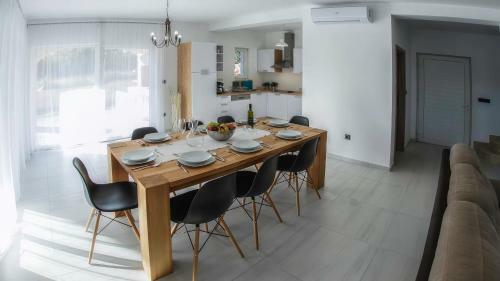 Villa Holiday