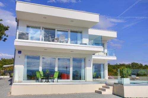 Apartamento Villa Helines*****