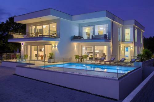 Apartamento Villa Helines*****