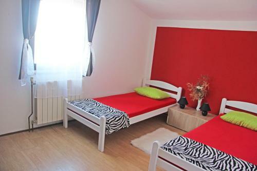 Apartamento Radeki Polje 50