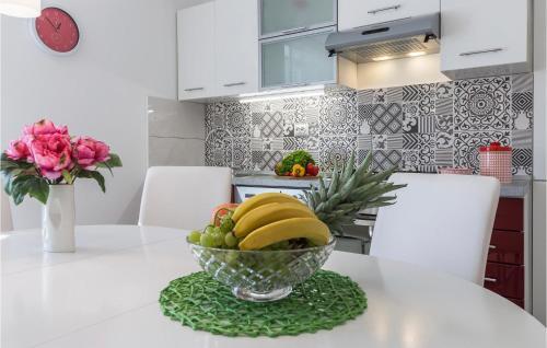 Nice Home In Loborika With 2 Bedrooms