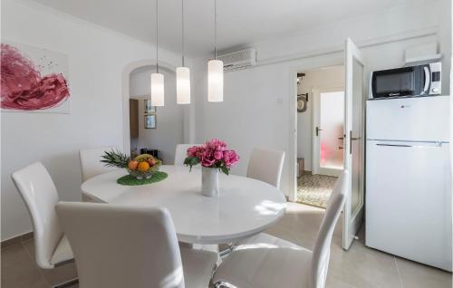 Nice Home In Loborika With 2 Bedrooms