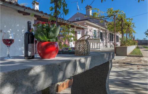 Nice Home In Loborika With 2 Bedrooms