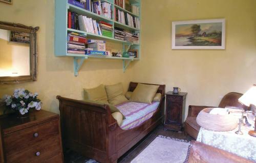 Holiday Home Logis De Cheneviere