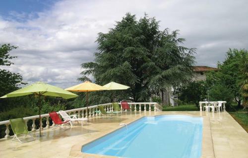 Holiday Home Logis De Cheneviere