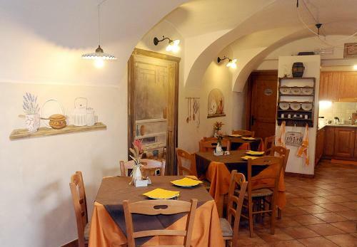 Bed & Breakfast Affittacamere C� Mea Dina