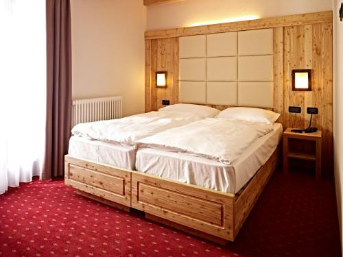Hostal Hotel Garni Minigolf