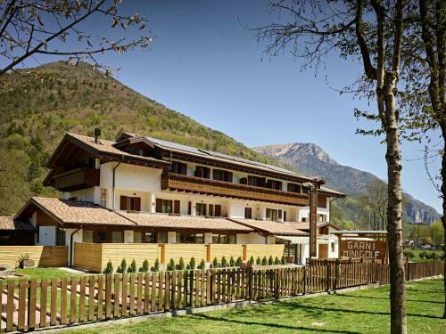 Hostal Hotel Garni Minigolf