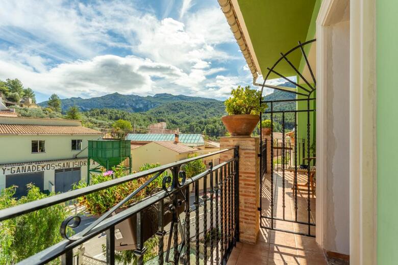 Hotel Rural Serrella