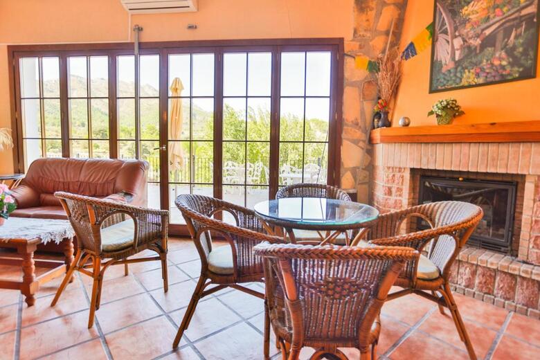 Hotel Rural Serrella