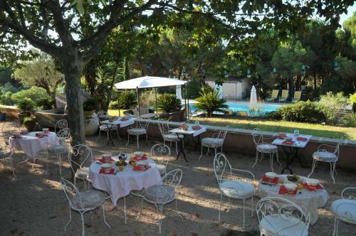 Bed & Breakfast Bastide De L'avelan