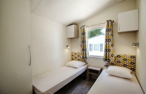 Holiday Marina Resort