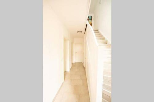 Br�hl Mitte, Neu Renoviertes Haus
