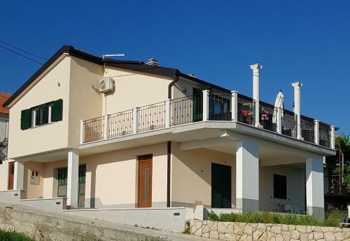 Villa De Jos�phine