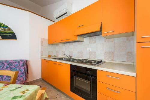 Hostal Manfroi House With Apartments