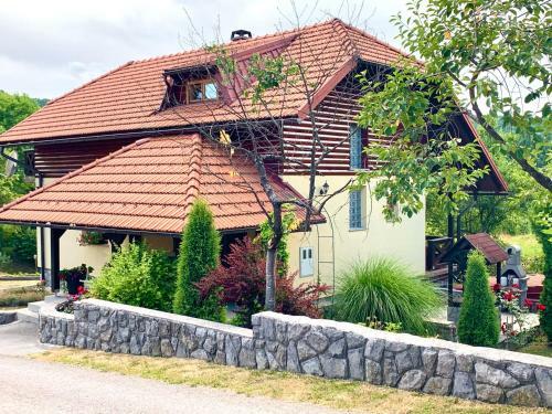 Villa Ku?a Za Odmor Kratohvil