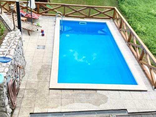 Villa Ku?a Za Odmor Kratohvil