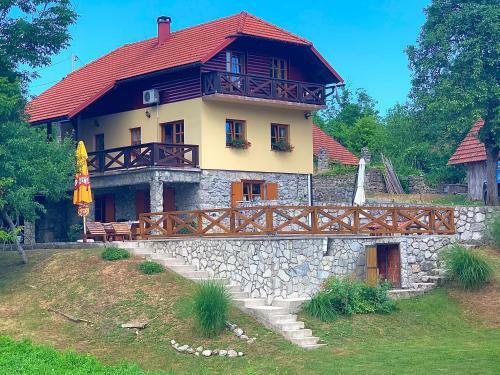 Villa Ku?a Za Odmor Kratohvil