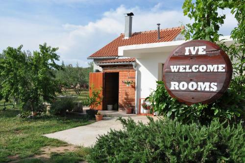 Hostal Rooms Ive